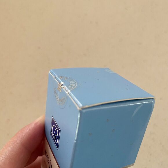 Rejuvi ‘y’ Renewal Gel With EGF 1oz EXP 01/23 V3-41 - Picture 5 of 7